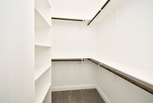 Building Photo - 5502 Camaguey St