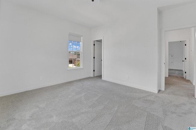 Building Photo - 1032 Clifton Rd