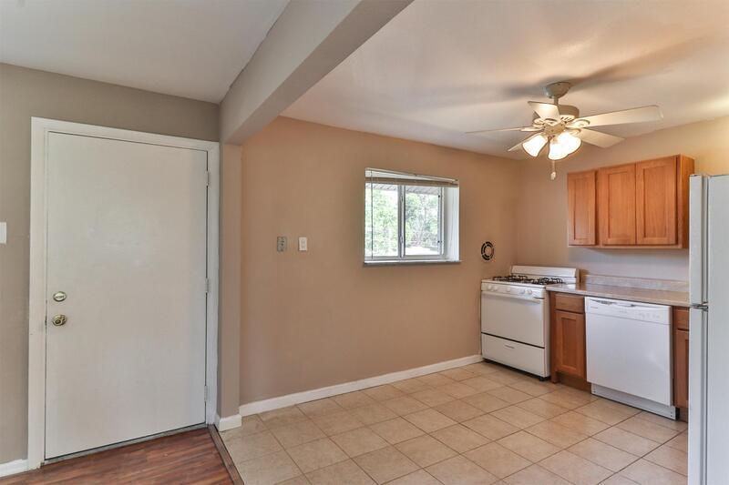 Building Photo - 467 S Holmes Ave