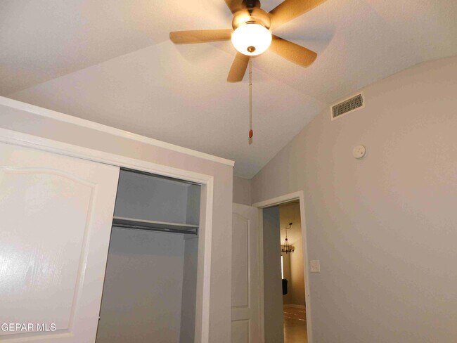 Building Photo - 8609 Pilgrimage Cir