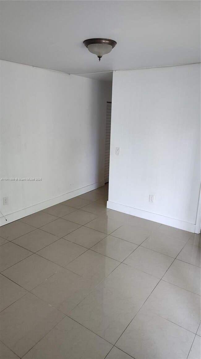 Building Photo - 118 Bobwhite Rd