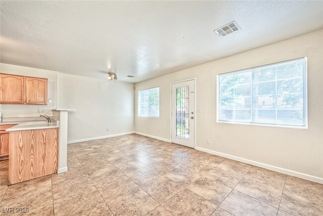 Building Photo - 2633 Sierra Seco Ave