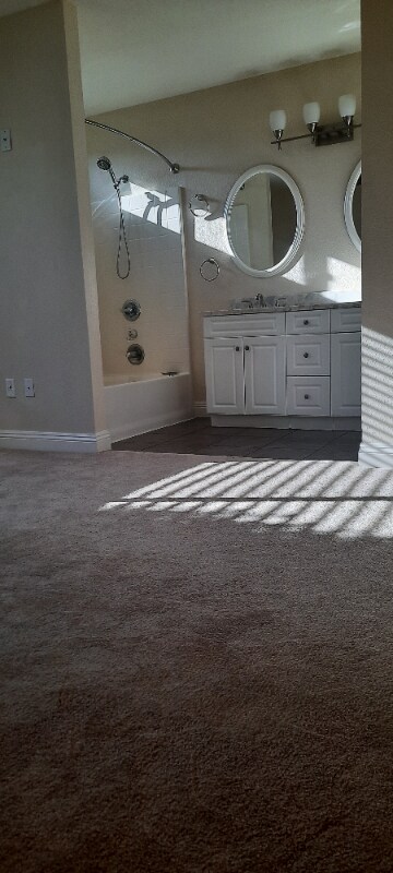 Building Photo - 4924 Cabrillo Way