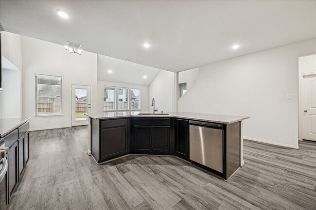 Building Photo - 3018 Myrtle Bch Ln