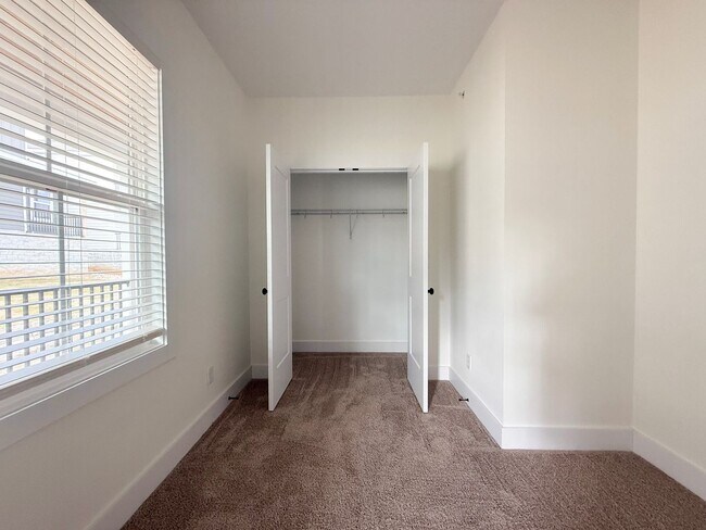 Building Photo - Modern 3-Bedroom Home with Flex Room and Resort-Style Amenities at Highbury