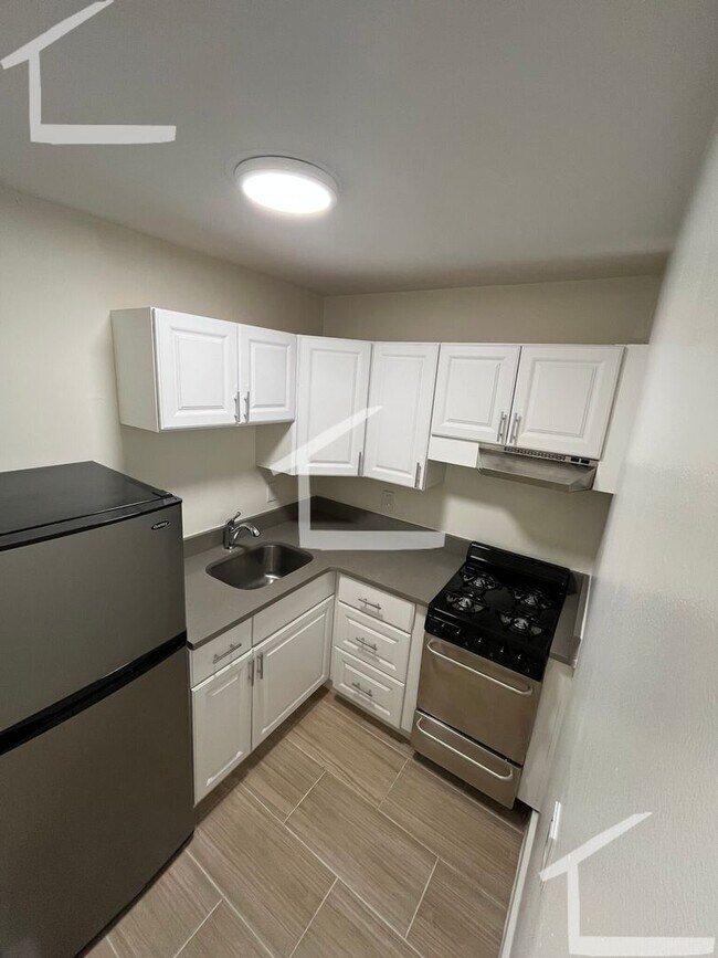 Building Photo - 568 Massachusetts Ave