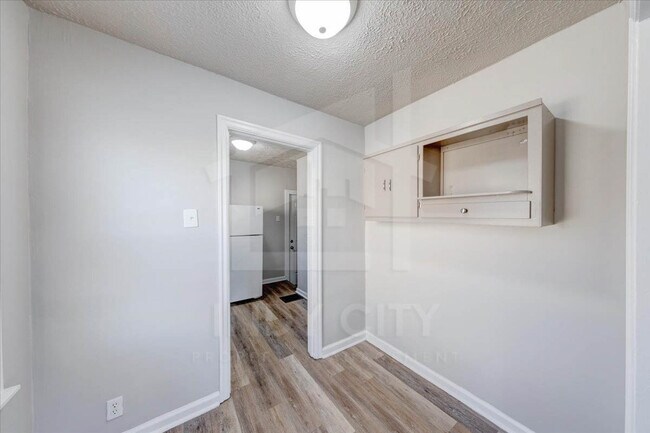 Building Photo - 3539 Prospect St