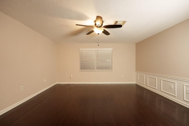 Building Photo - 7251 NW 24th Ct