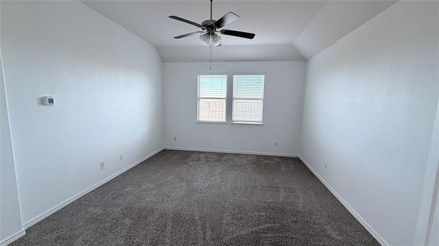 Building Photo - 631 Maverick St