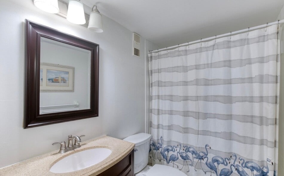 Building Photo - 2100 Ocean Shore Blvd