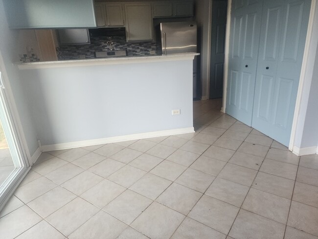 Building Photo - 416 Lauren Ln