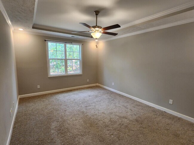 Building Photo - 111 Clearwater Harbor