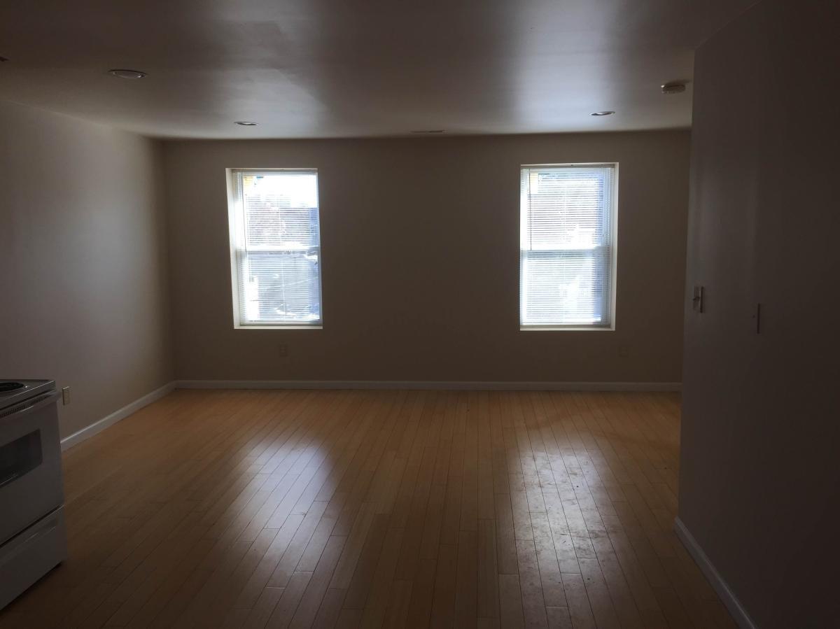 Building Photo - 1701 Master St