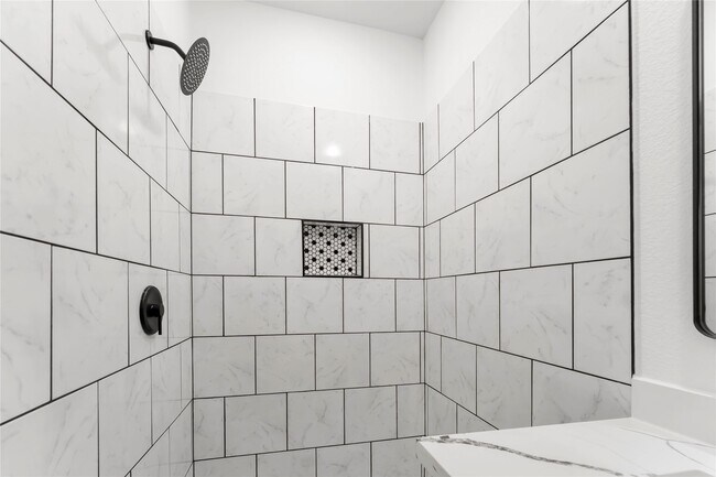 Building Photo - 7987 Chateau St