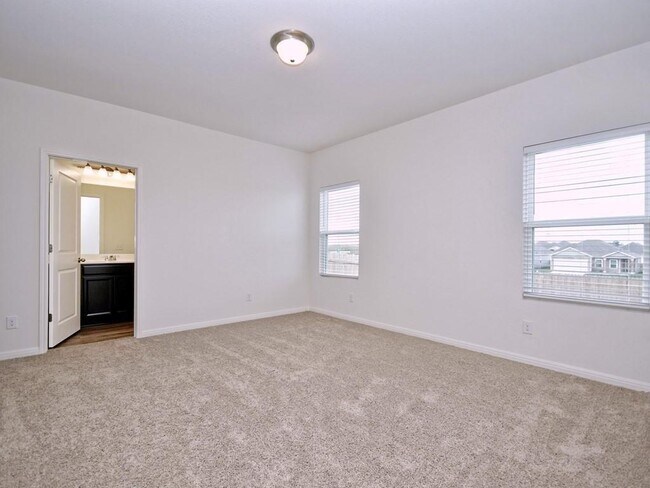 Building Photo - 19400 Caymus Dr