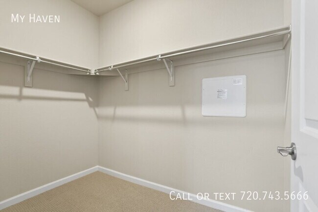 Building Photo - 1320 Hoyt St