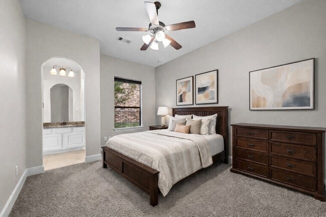 Building Photo - 75 S Fremont Ridge Loop