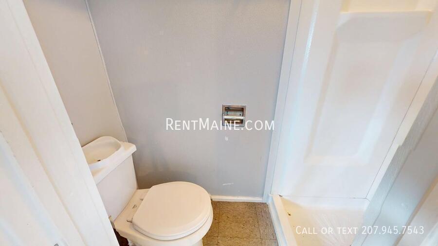 Building Photo - 18 Main Rd