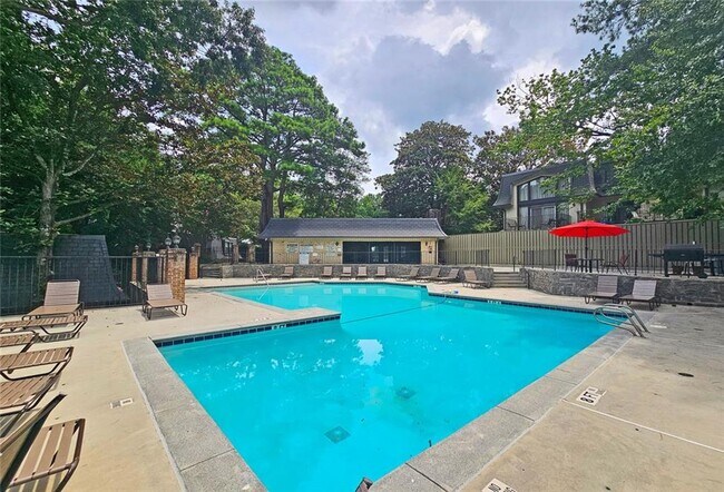 Building Photo - 47 Monet Ct NW