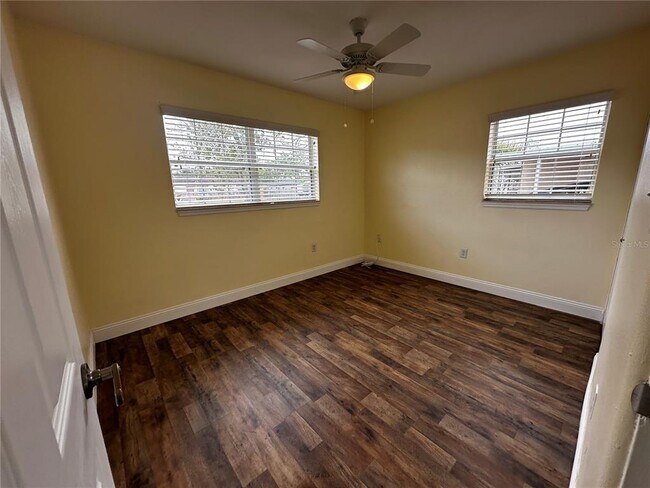 Building Photo - 8933 Narcissus Ave