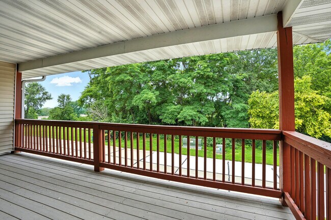 Building Photo - 20 Redtail Bend