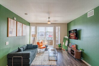 Building Photo - 9456 W Georgia Ave