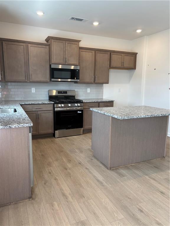 Building Photo - 329 Bloomfield Cir
