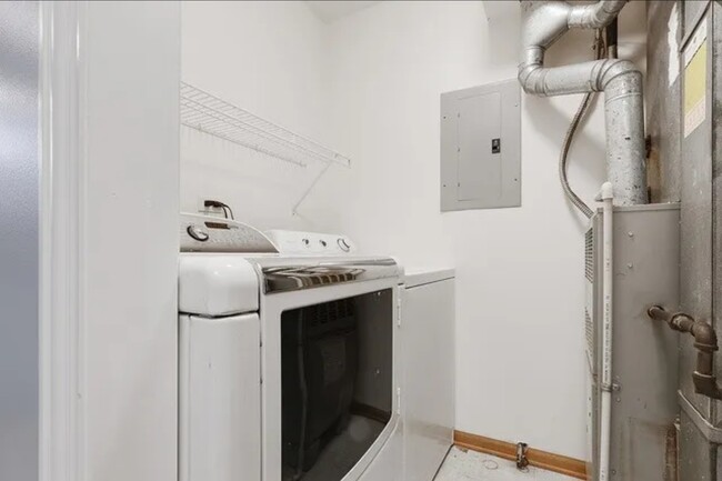 Primary Photo - 7965 W 100th Pl