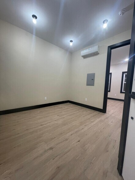 Unit 1R - 948 W Side Ave