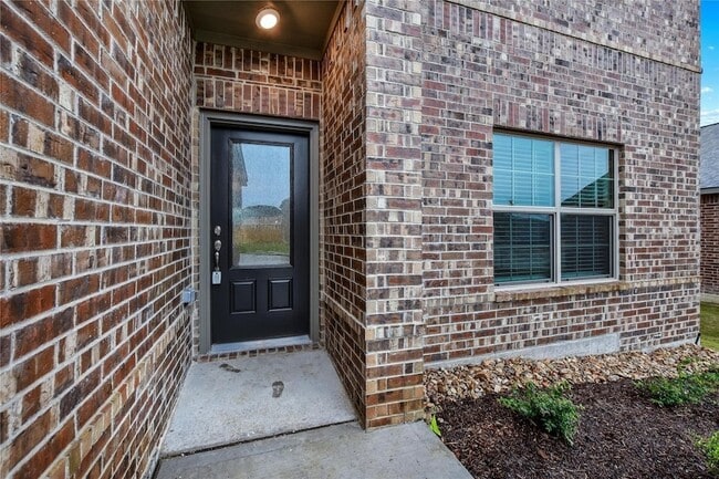 Building Photo - 290 Moonstone Way