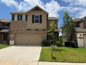 Building Photo - 714 Creekwater Ln