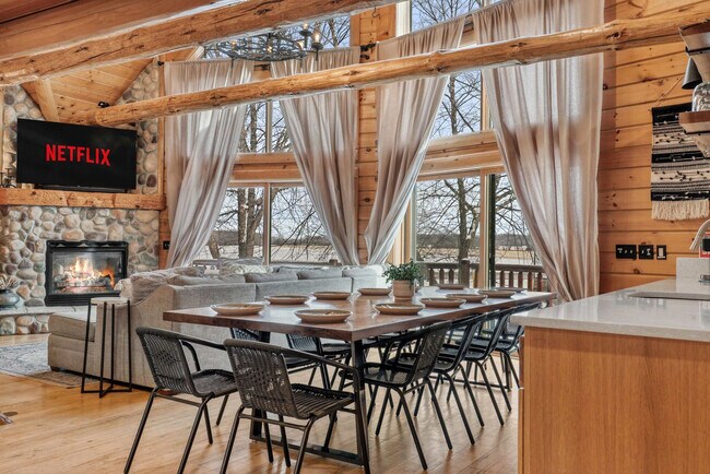 Building Photo - S3925 County Hwy BD