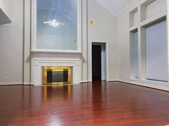 Primary Photo - 4807 Whitby Cir