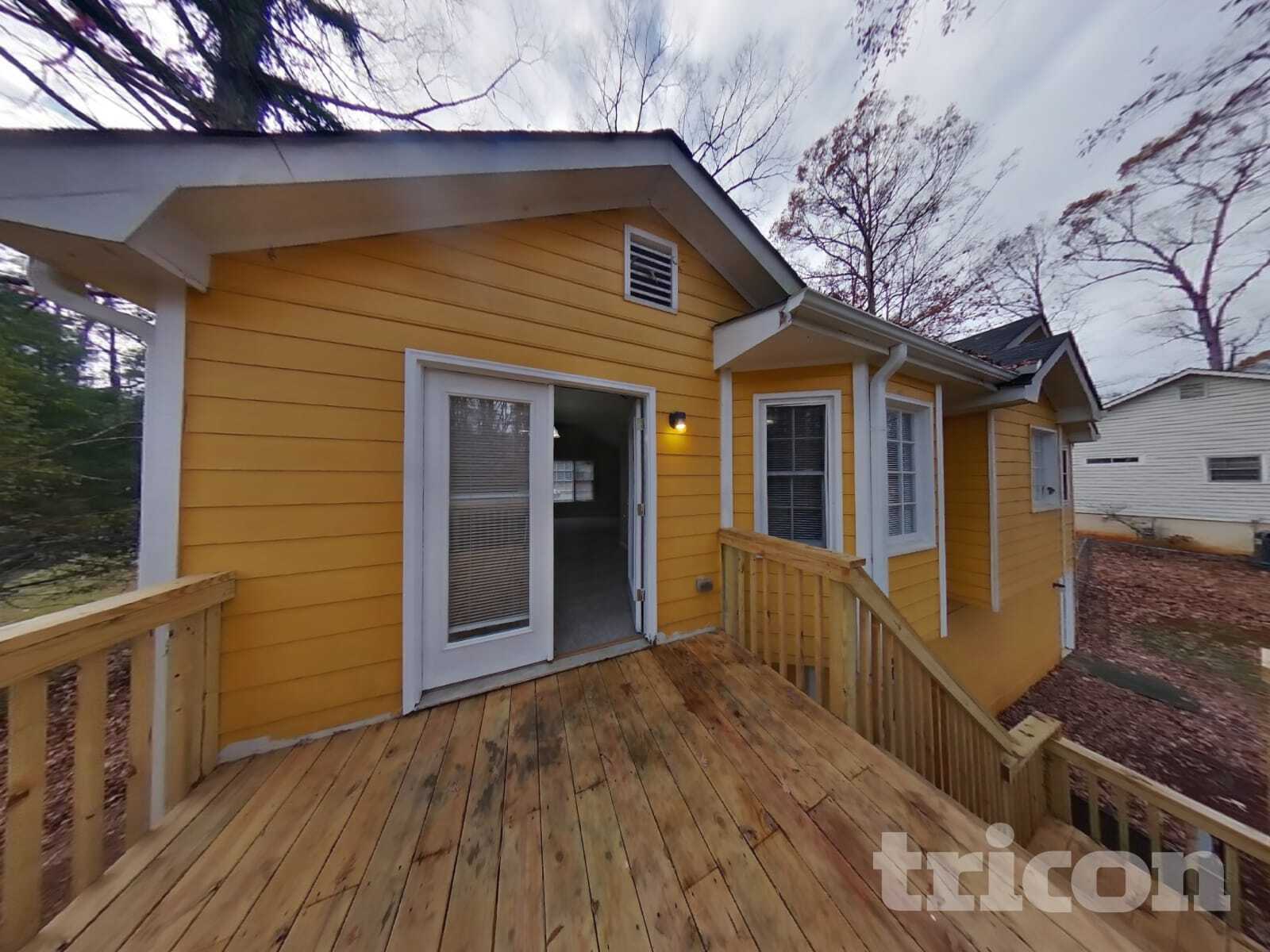 Building Photo - 3746 Windy Hill Dr SE