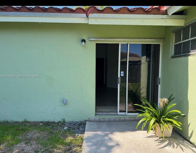 Building Photo - 8556 SW 210th Terrace