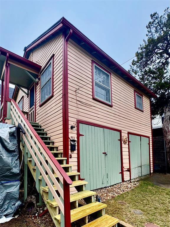 Building Photo - 803 W Gibson St