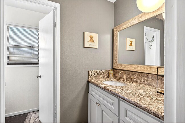 Building Photo - 42430 Adams St