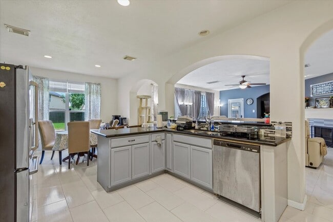 Building Photo - 3005 Diamond Bay Dr