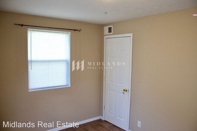 Building Photo - 2 br, 1 bath House - 2530 1/2 Wayne Street