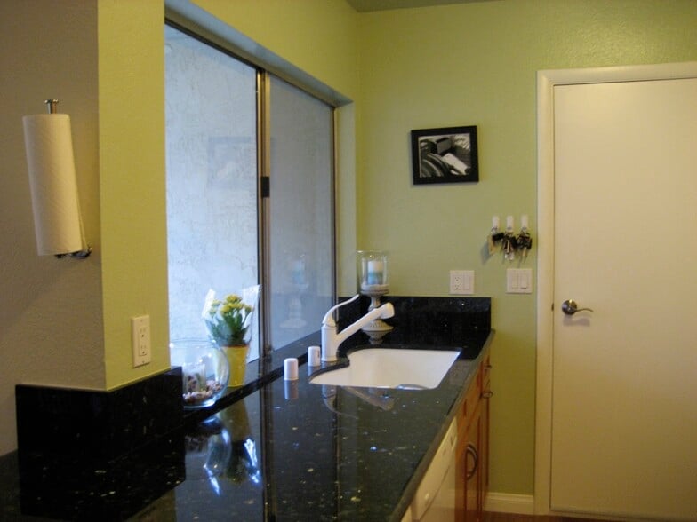 Kitchen - 13611 Sycamore Tree Lane