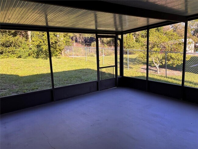 Building Photo - 780 W Ludlum Dr