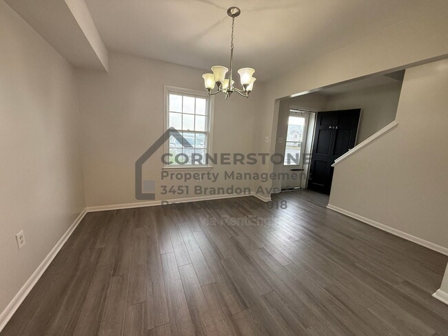 Building Photo - 6500 Carefree Ln