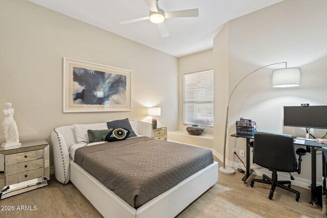 Building Photo - 10531 E Bahia Dr