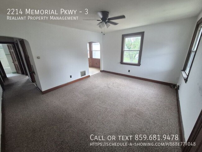 Building Photo - 2214 Memorial Pkwy