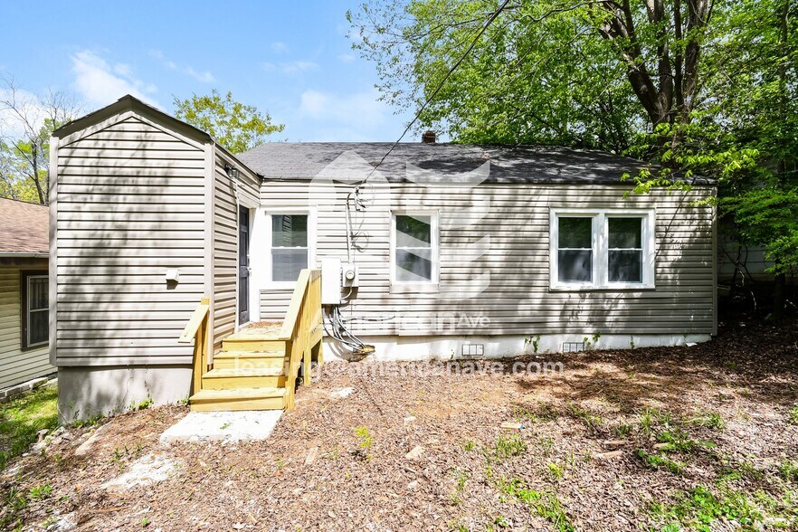 Building Photo - 1437 29th Street Ensley