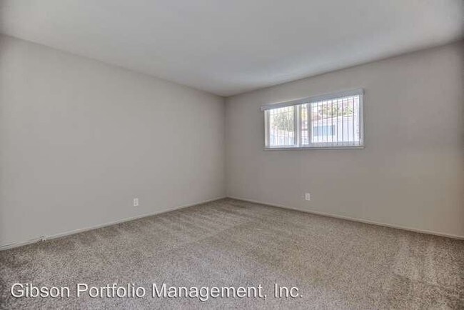 Building Photo - 1665 6th Ave