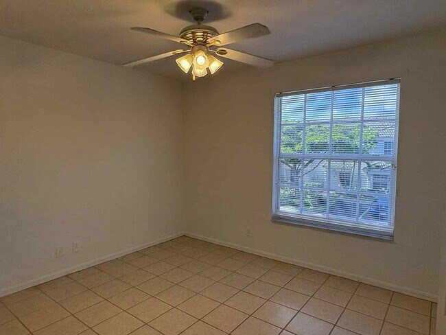 Building Photo - **Coming Soon** 2/2.5 Townhomes for Rent in Fort Myers