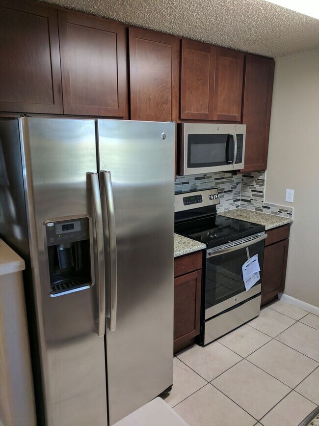 Building Photo - Kearney Street Apts.