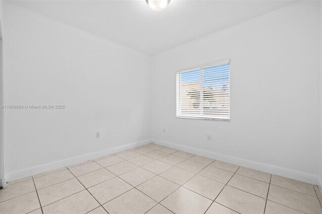 Building Photo - 2493 W 78th St