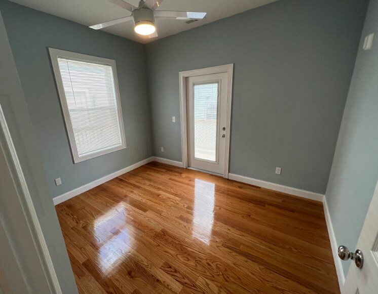 Building Photo - 126 Cross St